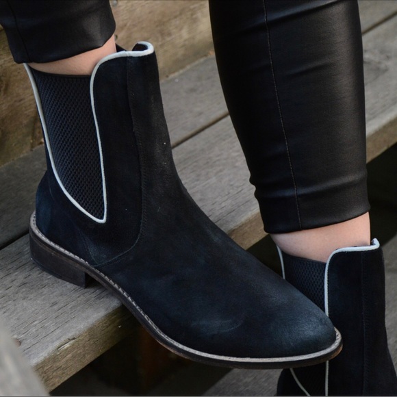 Free People Shoes - 🆕FREE PEOPLE Blackburn Chelsea Boot